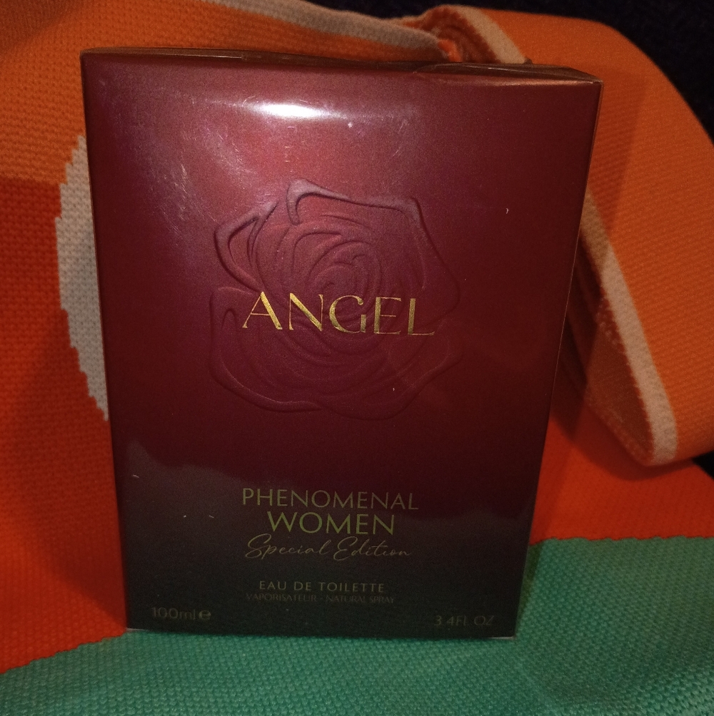 Angel Burgundy & Gold Phenomenal Women Eau de Toilette